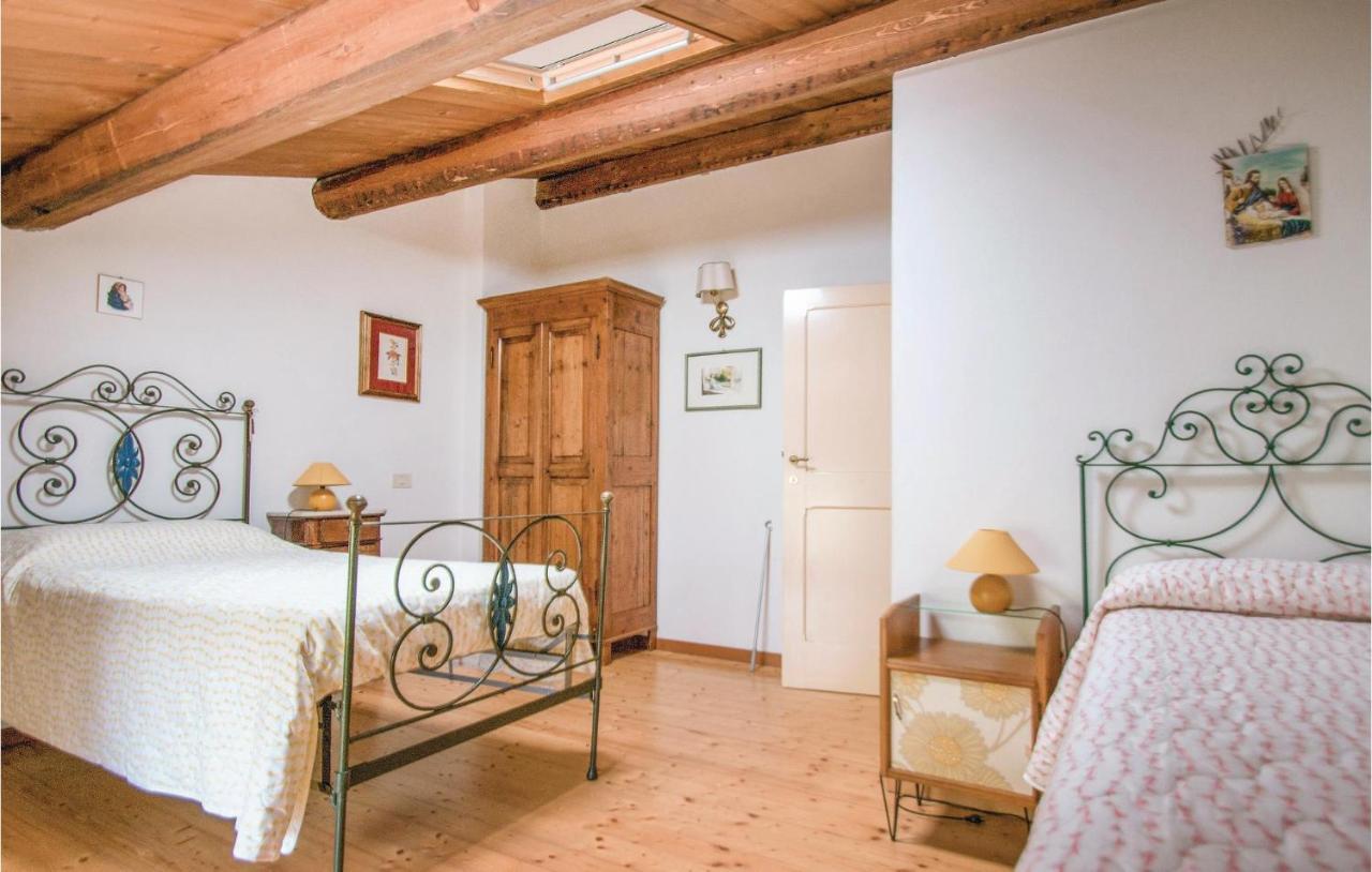 Strada Dei Condotti Pesaro Eksteriør bilde