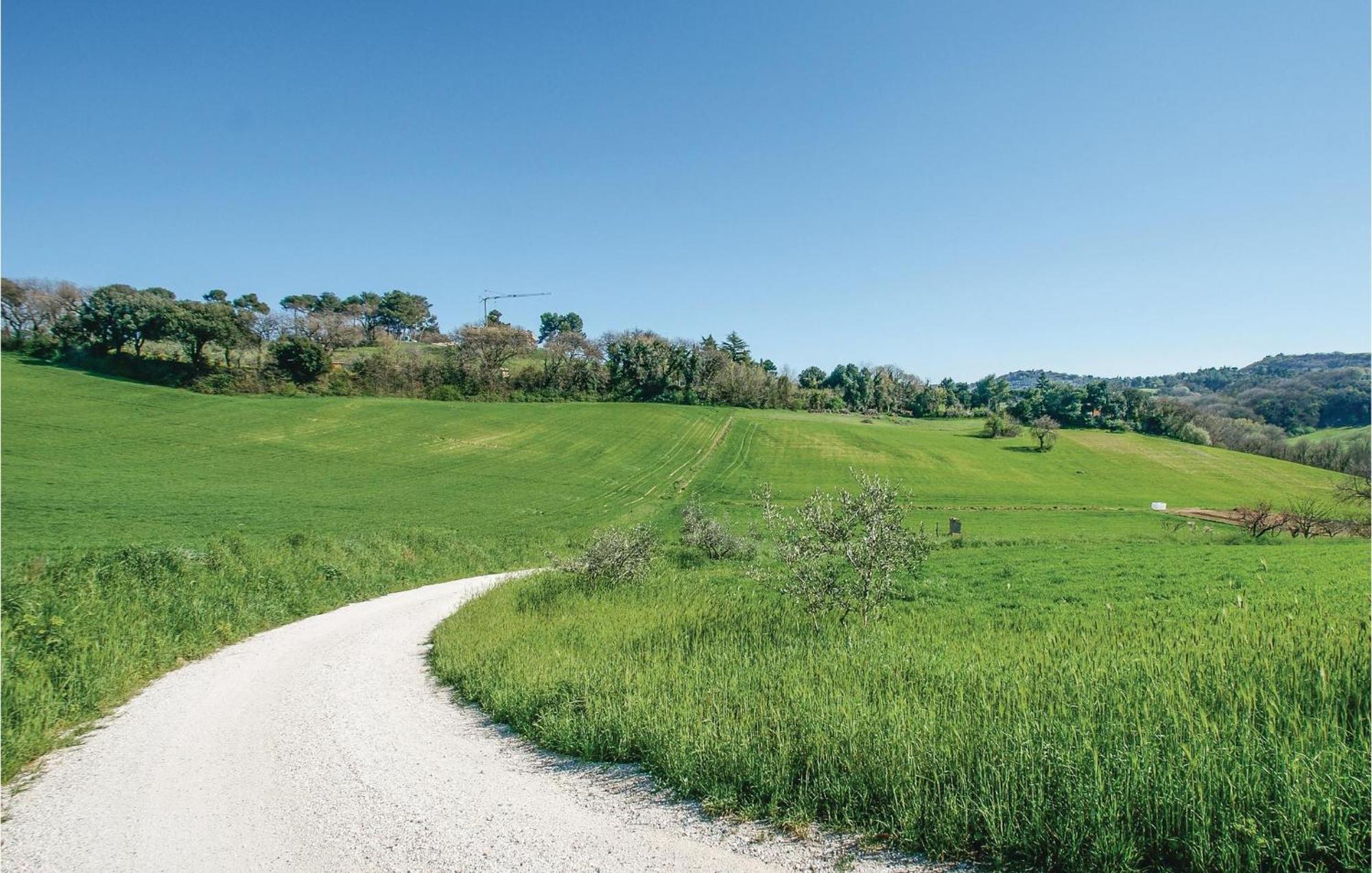 Strada Dei Condotti Pesaro Eksteriør bilde